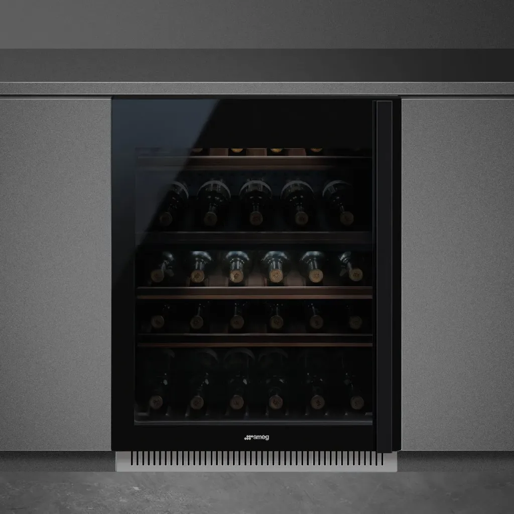 Răcitor de vin incorporabil Smeg 50’s Style